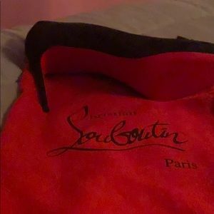 BLACK CHRISTIAN LOUBOUTIN PUMPS